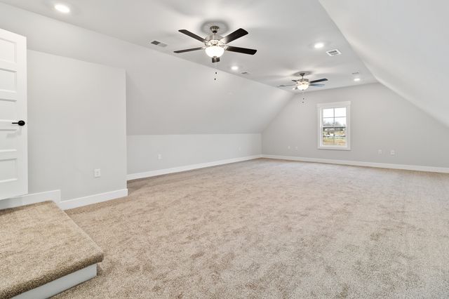 24 Port Royal Estate, Adams, TN 37010