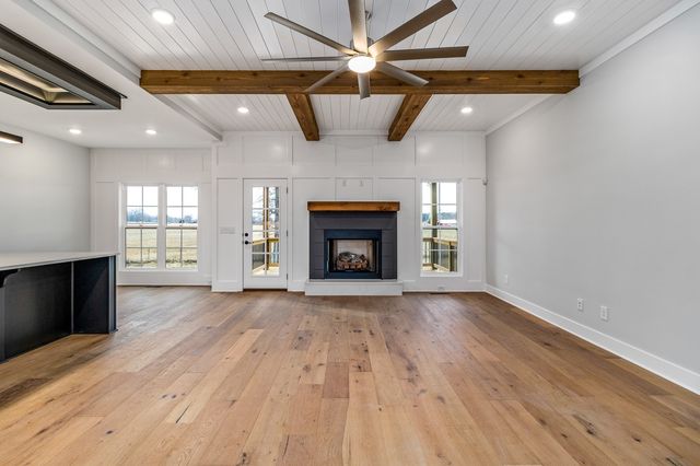 24 Port Royal Estate, Adams, TN 37010