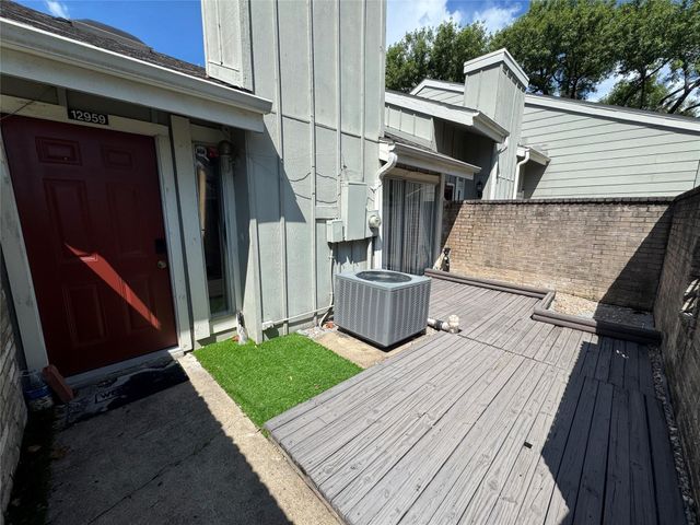 12959 Wirevine Lane, Houston, TX 77072