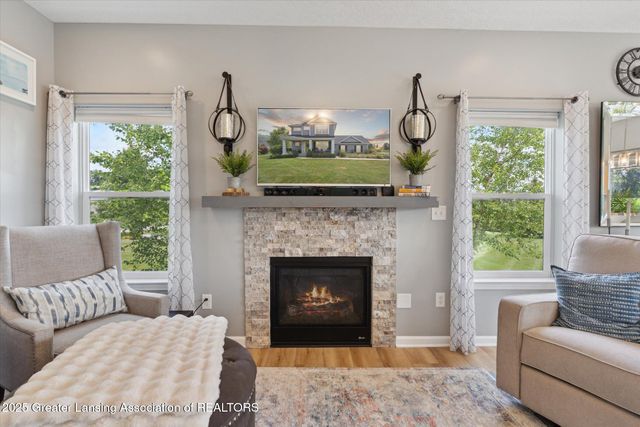 2418 Knollridge Lane, Williamston, MI 48895