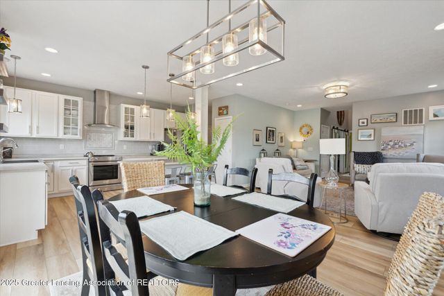 2418 Knollridge Lane, Williamston, MI 48895