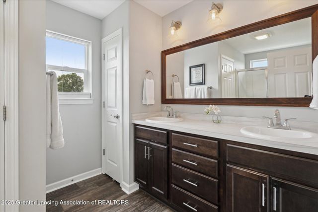 2418 Knollridge Lane, Williamston, MI 48895