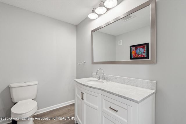 2418 Knollridge Lane, Williamston, MI 48895