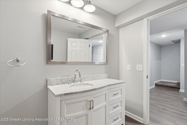 2418 Knollridge Lane, Williamston, MI 48895