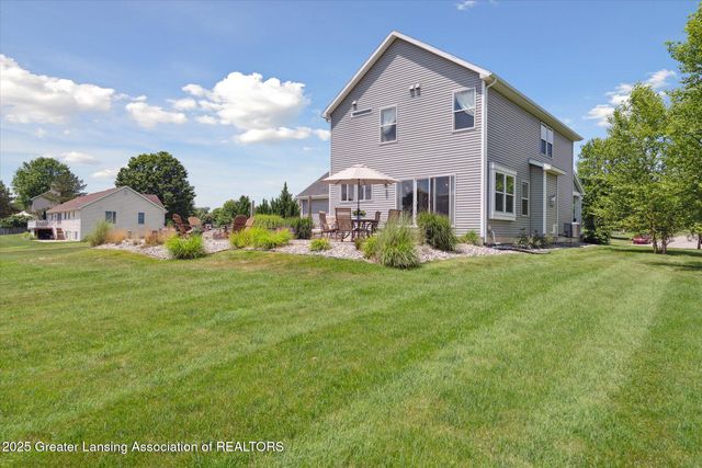 2418 Knollridge Lane, Williamston, MI 48895