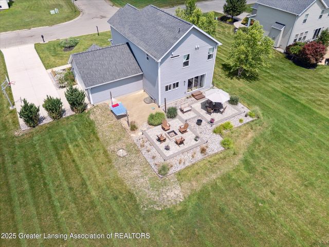 2418 Knollridge Lane, Williamston, MI 48895