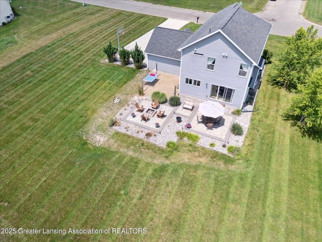 2418 Knollridge Lane, Williamston, MI 48895