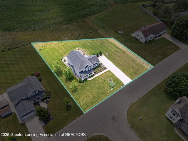 2418 Knollridge Lane, Williamston, MI 48895