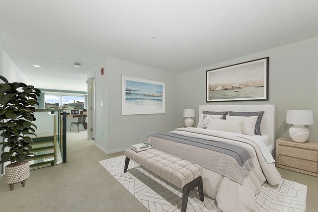 1 Earhart Street 719, Cambridge, MA 02141