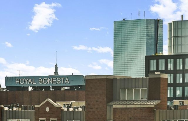 1 Earhart Street 719, Cambridge, MA 02141