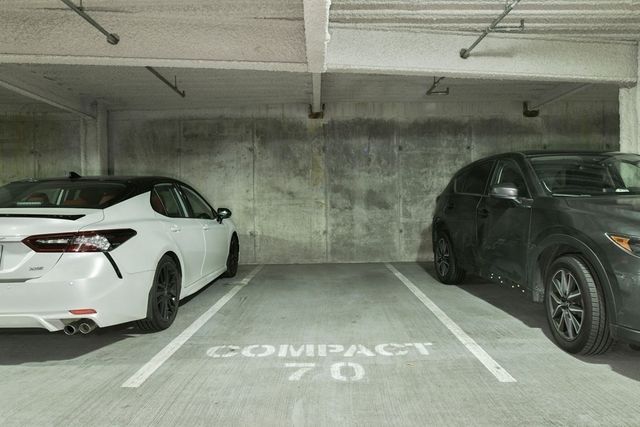 1 Earhart Street 719, Cambridge, MA 02141