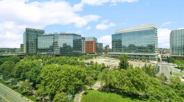 1 Earhart Street 719, Cambridge, MA 02141