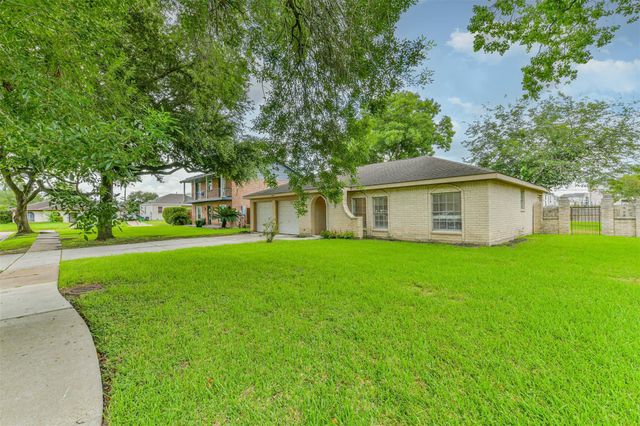 11807 Sagecliff Drive, Houston, TX 77089