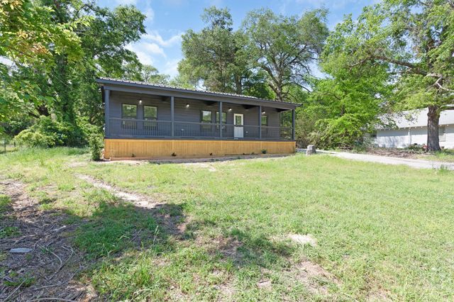 905 N Walnut, Winnsboro, TX 75494