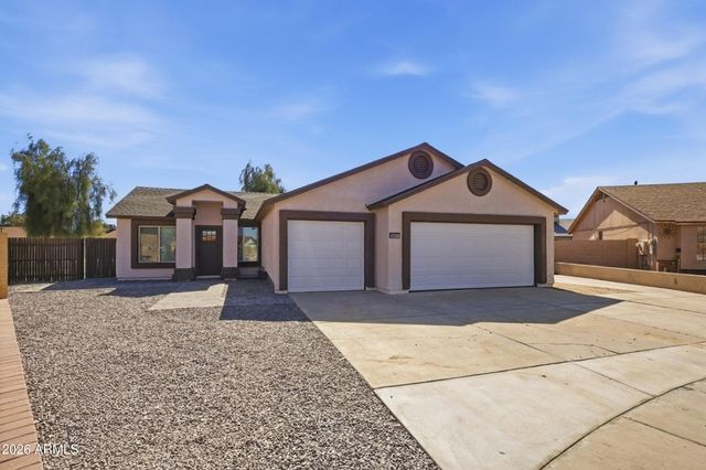9001 W BERKELEY Road, Phoenix, AZ 85037