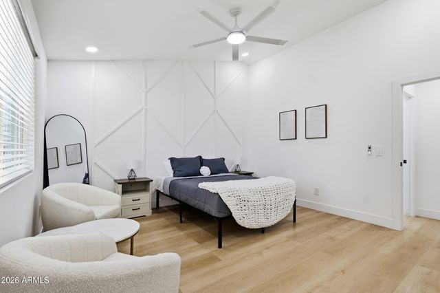 9001 W BERKELEY Road, Phoenix, AZ 85037
