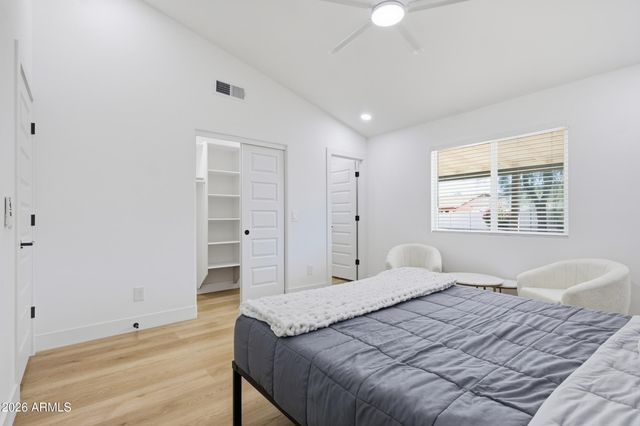 9001 W BERKELEY Road, Phoenix, AZ 85037