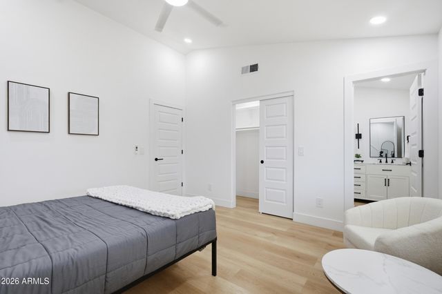 9001 W BERKELEY Road, Phoenix, AZ 85037