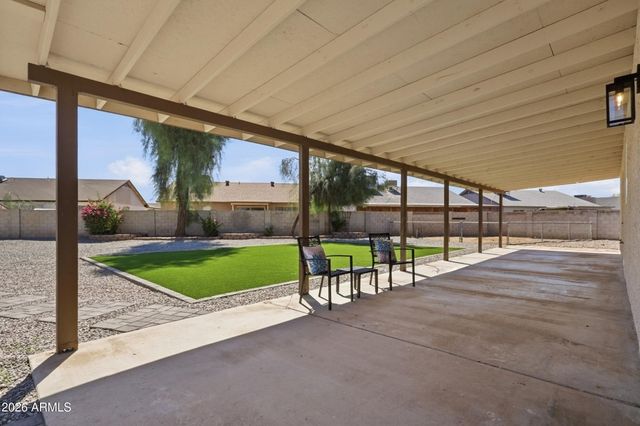 9001 W BERKELEY Road, Phoenix, AZ 85037