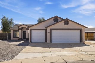 9001 W BERKELEY Road, Phoenix, AZ 85037