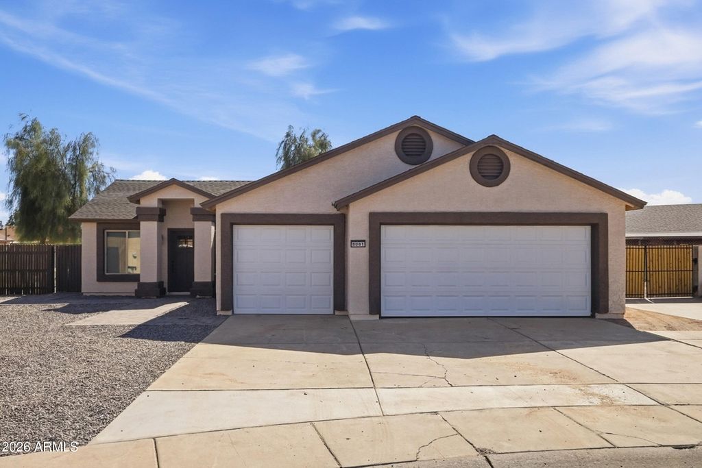 9001 W BERKELEY Road, Phoenix, AZ 85037