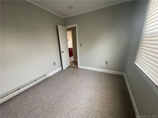 109 Churchill Street 2nd Fl, Fairfield, CT 06824