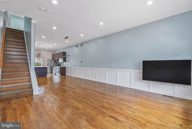 134 DUPONT ST, Philadelphia, PA 19127