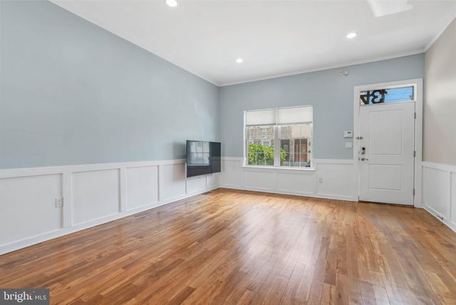 134 DUPONT ST, Philadelphia, PA 19127