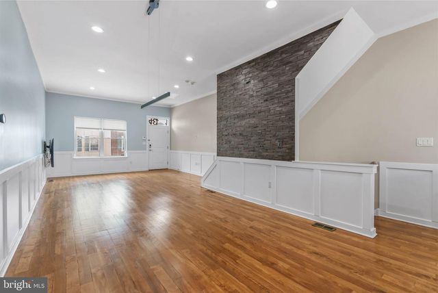 134 DUPONT ST, Philadelphia, PA 19127