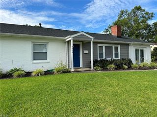 4629 Valley Forge LN, Virginia Beach, VA 23462