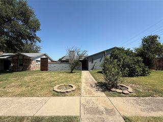 2131 Blossom Lane, Richardson, TX 75081