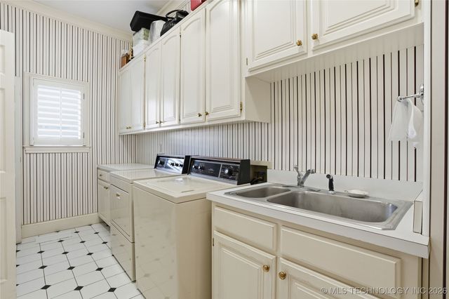 8626 S Florence Avenue, Tulsa, OK 74137