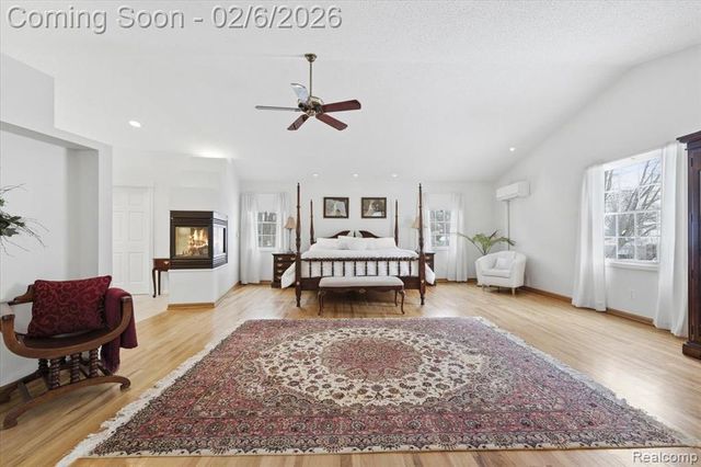 8842 Thorntree Drive, Grosse Ile, MI 48138