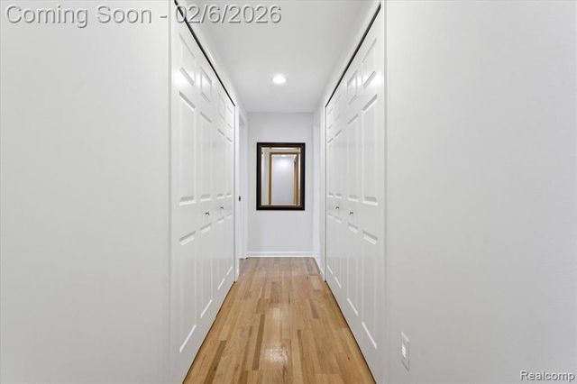 8842 Thorntree Drive, Grosse Ile, MI 48138