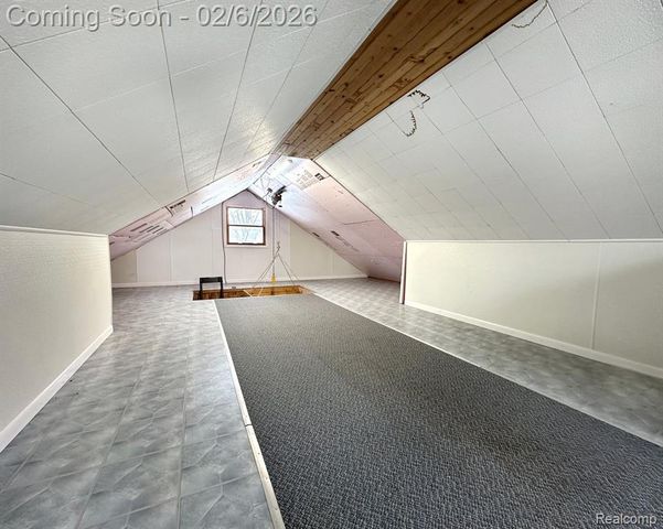 8842 Thorntree Drive, Grosse Ile, MI 48138