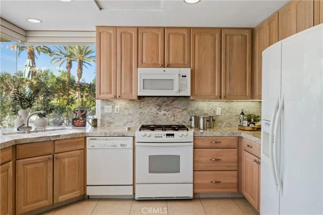 37 Oak Tree, Rancho Mirage, CA 92270