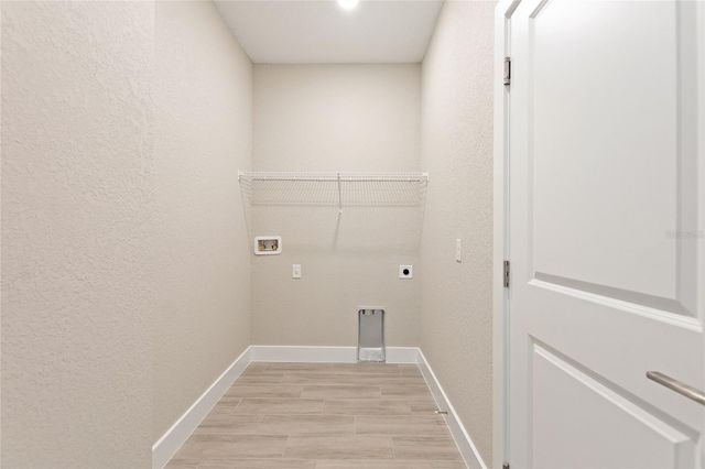 302 ELDERBERRY COURT, Kissimmee, FL 34759