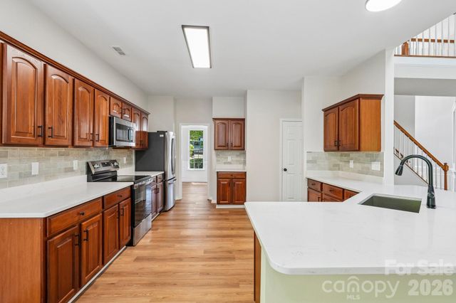 7206 Sweetfield Drive, Huntersville, NC 28078