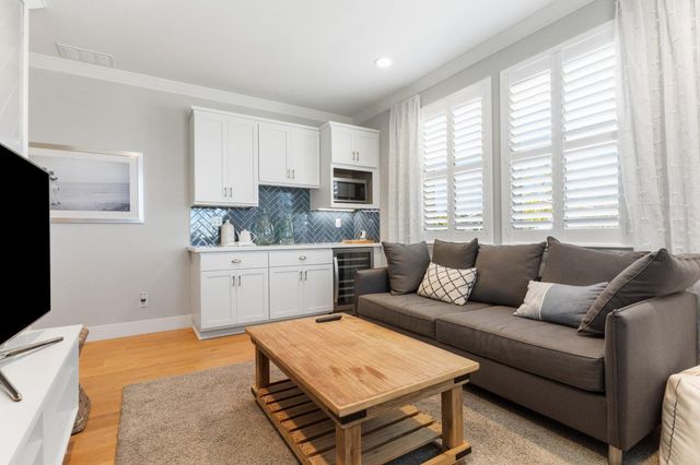 9820 Rayo Ct, Roseville, CA 95747