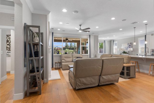 9820 Rayo Ct, Roseville, CA 95747