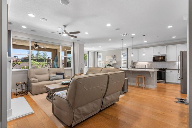 9820 Rayo Ct, Roseville, CA 95747