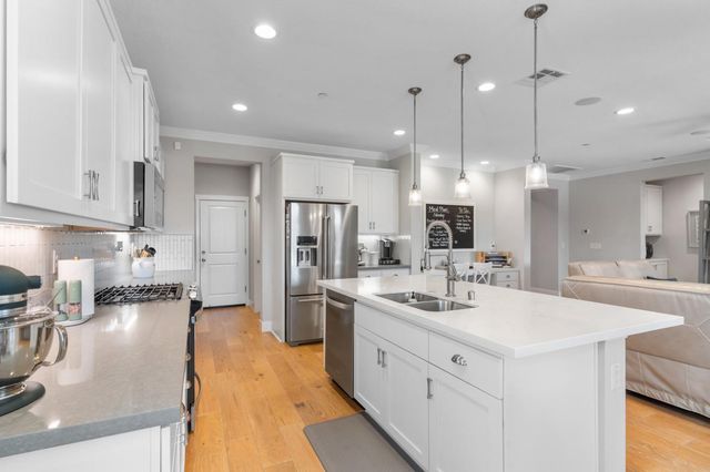 9820 Rayo Ct, Roseville, CA 95747