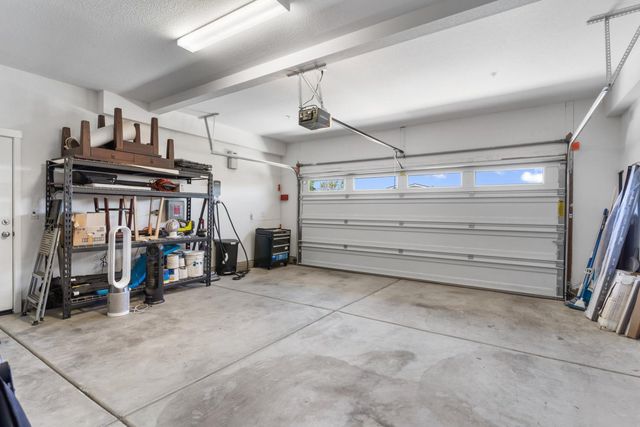 9820 Rayo Ct, Roseville, CA 95747