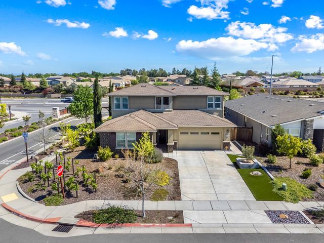 9820 Rayo Ct, Roseville, CA 95747