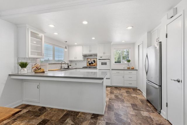 8830 Mooney Rd, Granite Bay, CA 95746
