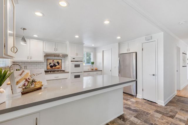 8830 Mooney Rd, Granite Bay, CA 95746