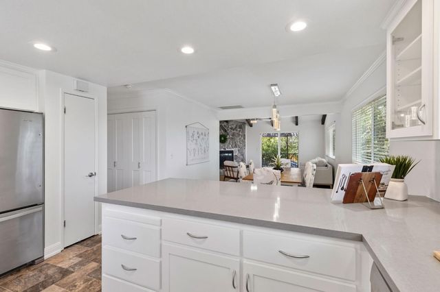 8830 Mooney Rd, Granite Bay, CA 95746