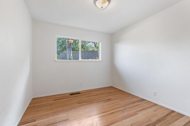 8830 Mooney Rd, Granite Bay, CA 95746