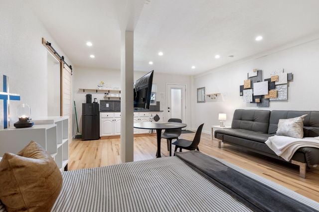 8830 Mooney Rd, Granite Bay, CA 95746