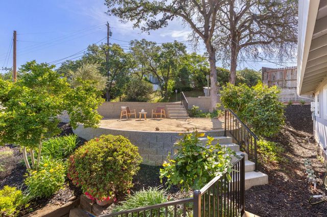 8830 Mooney Rd, Granite Bay, CA 95746